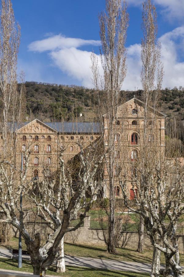 Parador De La Seu D'Urgell Ngoại thất bức ảnh