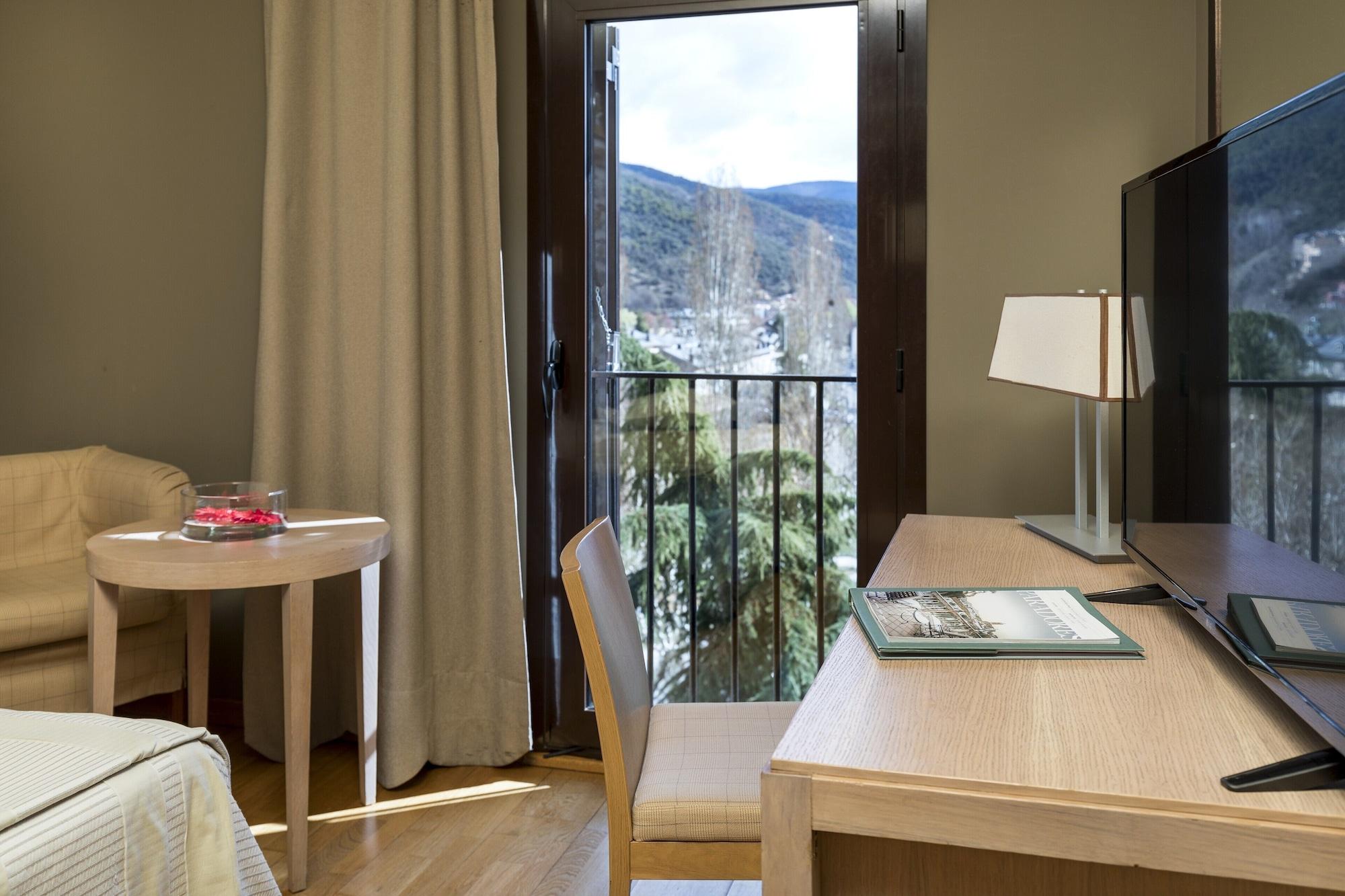 Parador De La Seu D'Urgell Ngoại thất bức ảnh