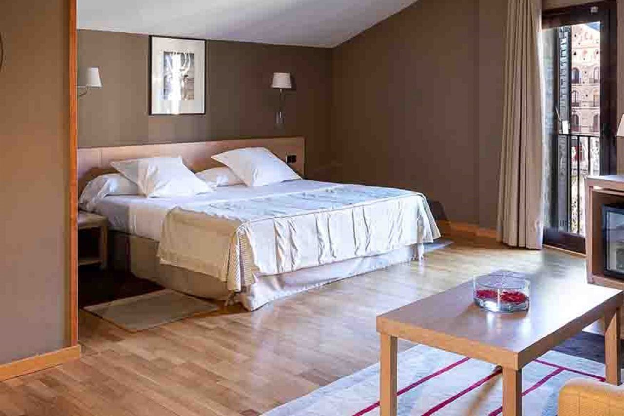 Parador De La Seu D'Urgell Ngoại thất bức ảnh